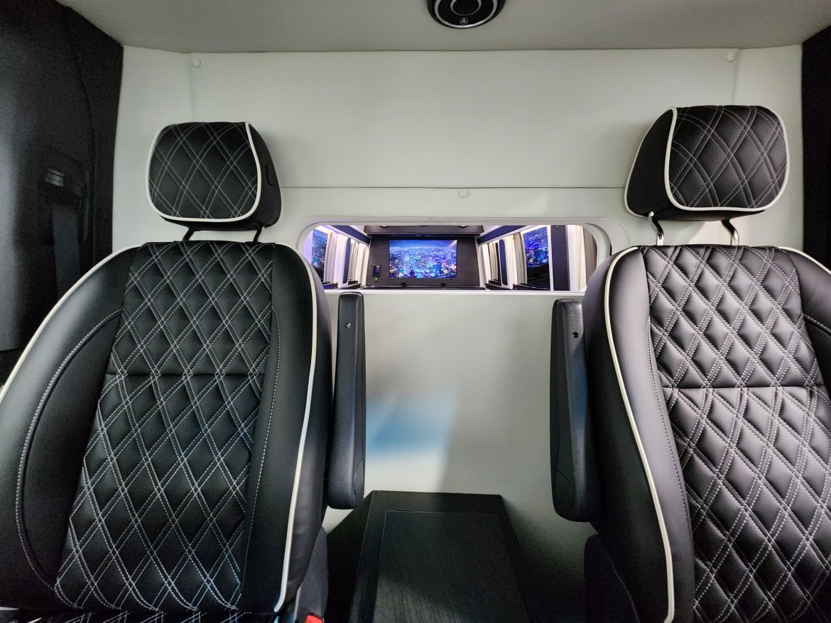 Sprinter for Sale in Houston, TX - Photo 28