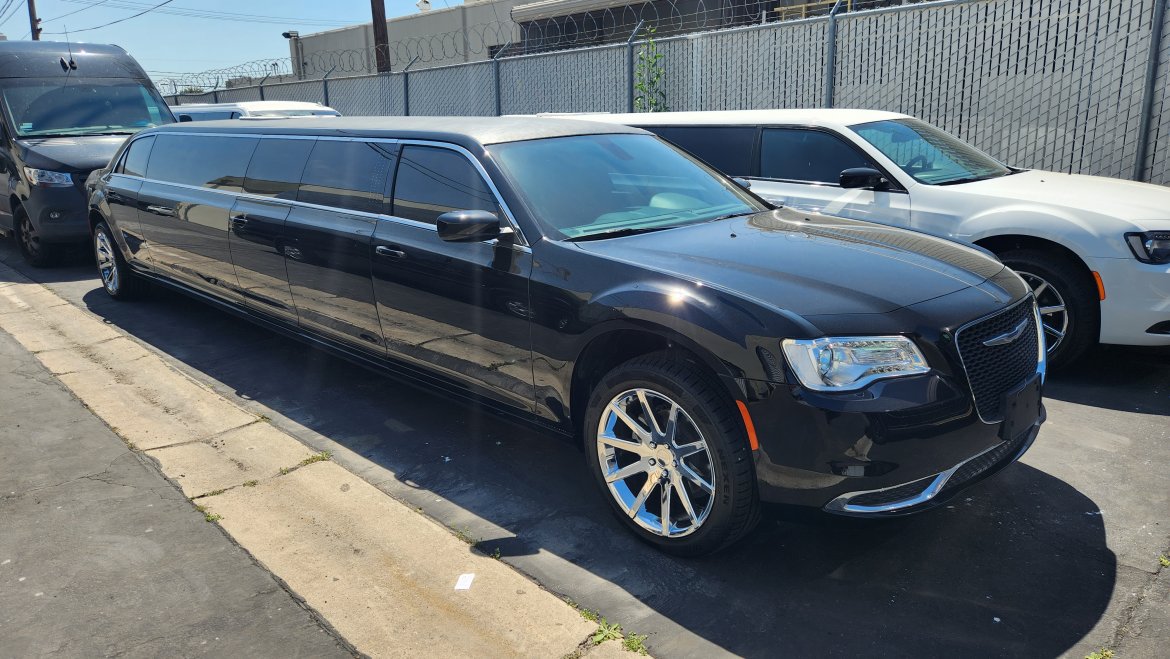 Limousine for Sale in Anaheim, CA - Photo 13