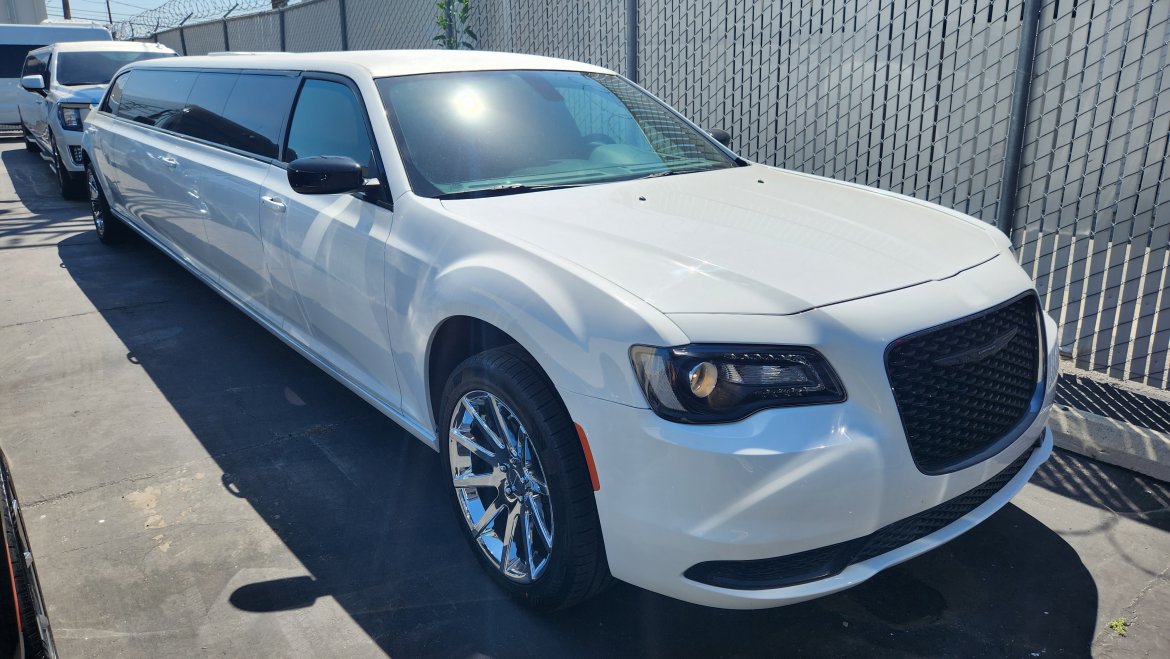 Limousine for Sale in Anaheim, CA - Photo 15