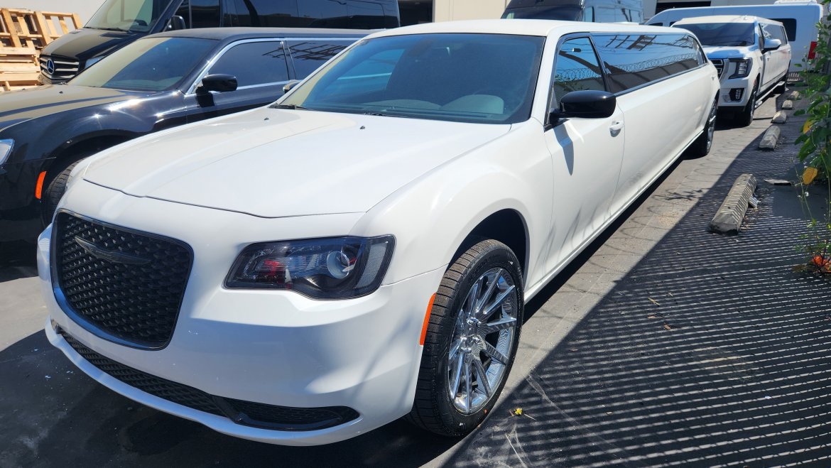Limousine for Sale in Anaheim, CA - Photo 13