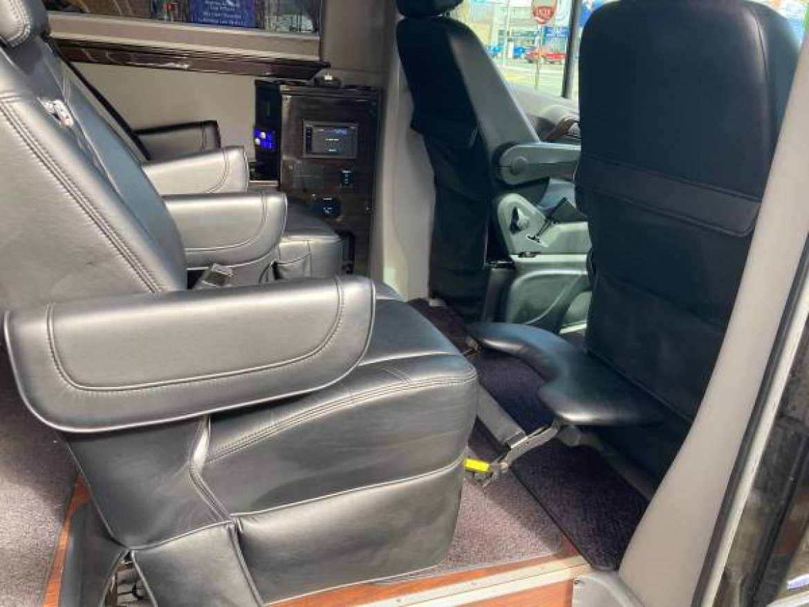 2012 Midwest Automotive Design Mercedes-Benz sprinter 2500 Sprinter Next to New - Photo 3