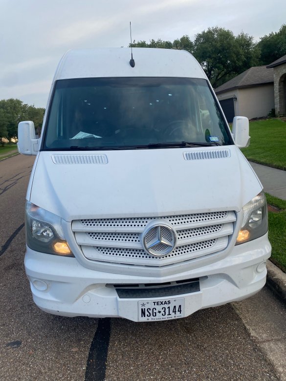 2017 Mercedes-Benz 3500 170 Extended High Roof Sprinter for Sale in Victoria, TX - Photo 2