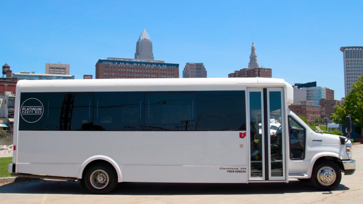 Limo Bus for Sale in North Royalton, OH - Photo 2