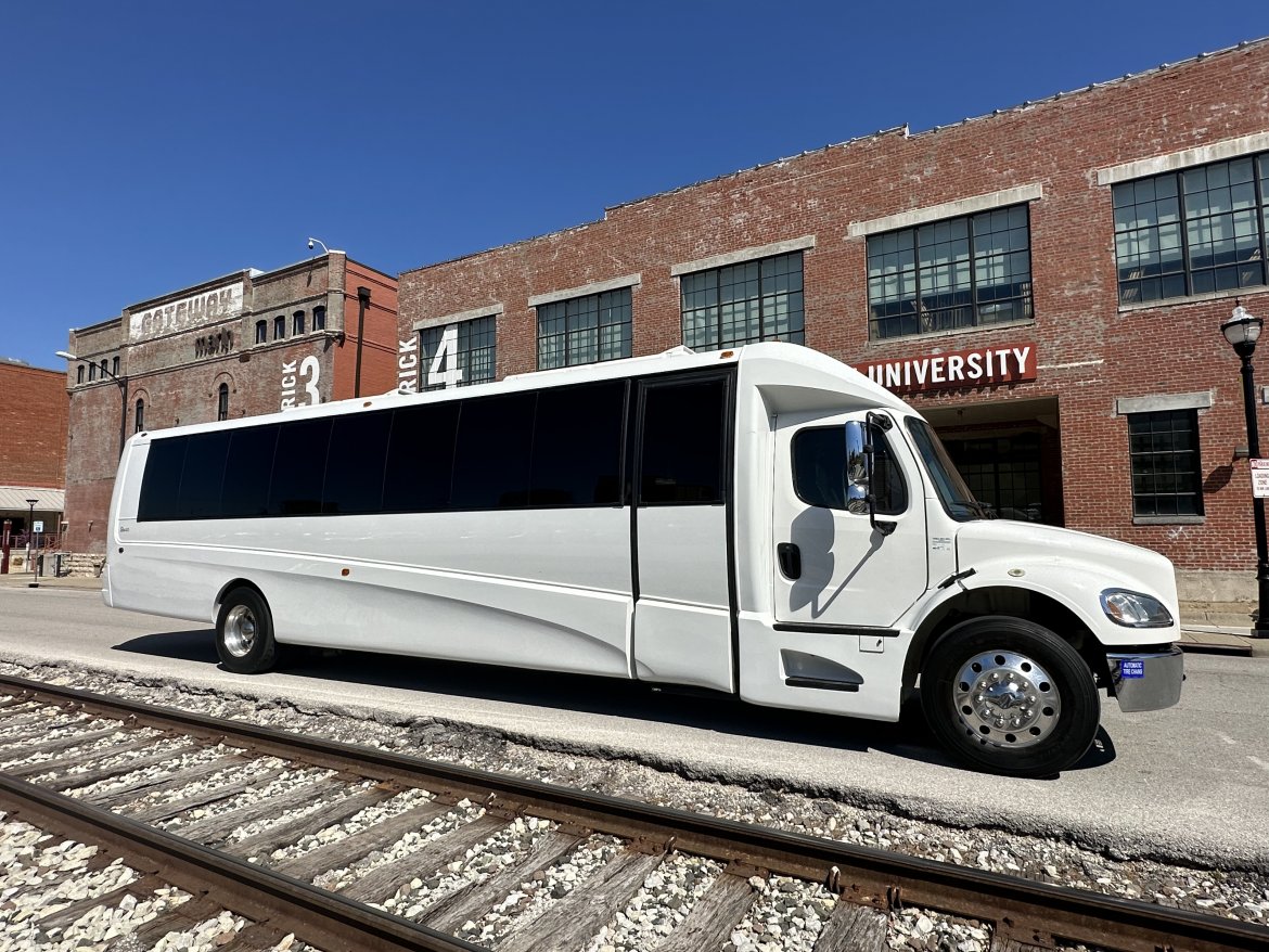 Shuttle Bus for sale: 2017 Freightliner GM40 40&quot; by Grech Motors