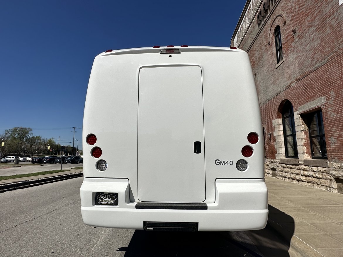 Shuttle Bus for Sale in Springfield, MO - Photo 6
