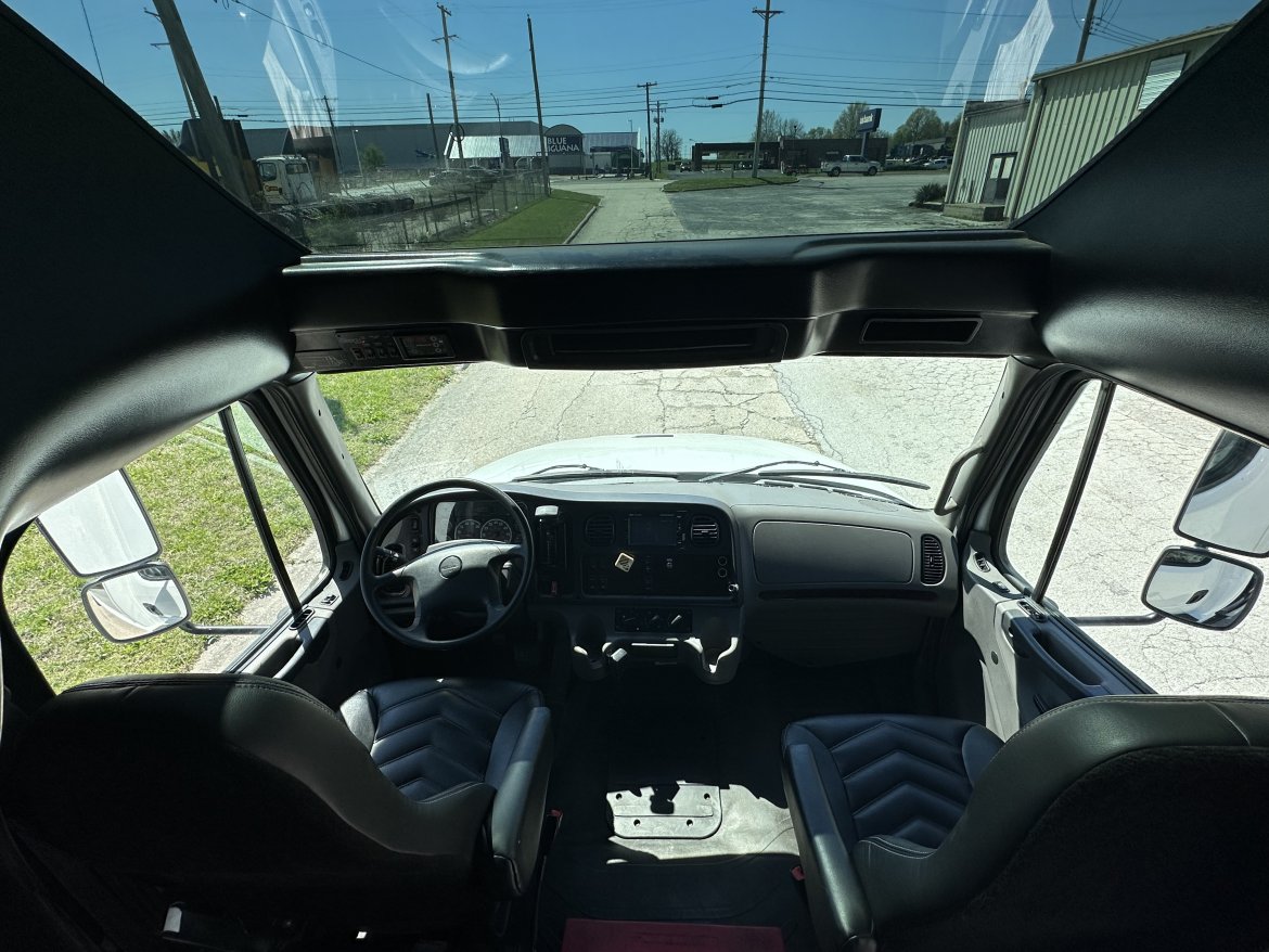 Shuttle Bus for Sale in Springfield, MO - Photo 25