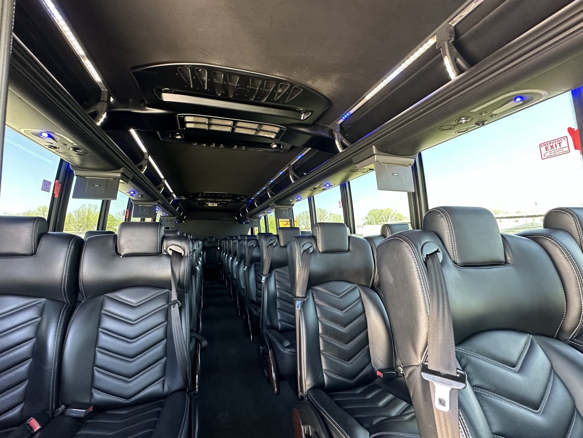 Shuttle Bus for Sale in Springfield, MO - Photo 26