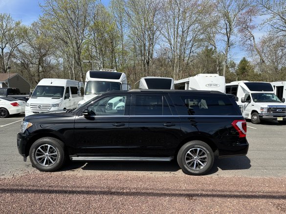 2018 Ford Expedition Livery SUV for Sale in Morganville, NJ - Main Photo
