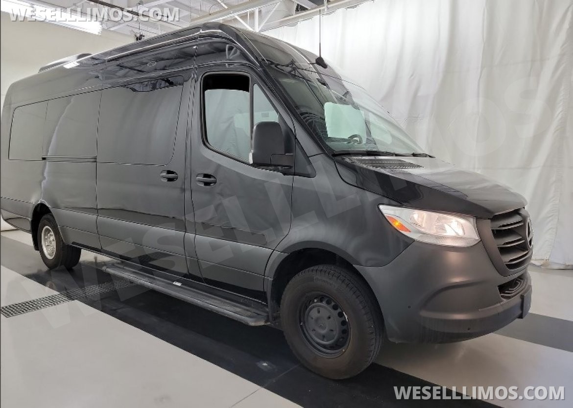 Photo of Executive Shuttle for sale: 2021 Mercedes-Benz SMARTLINER