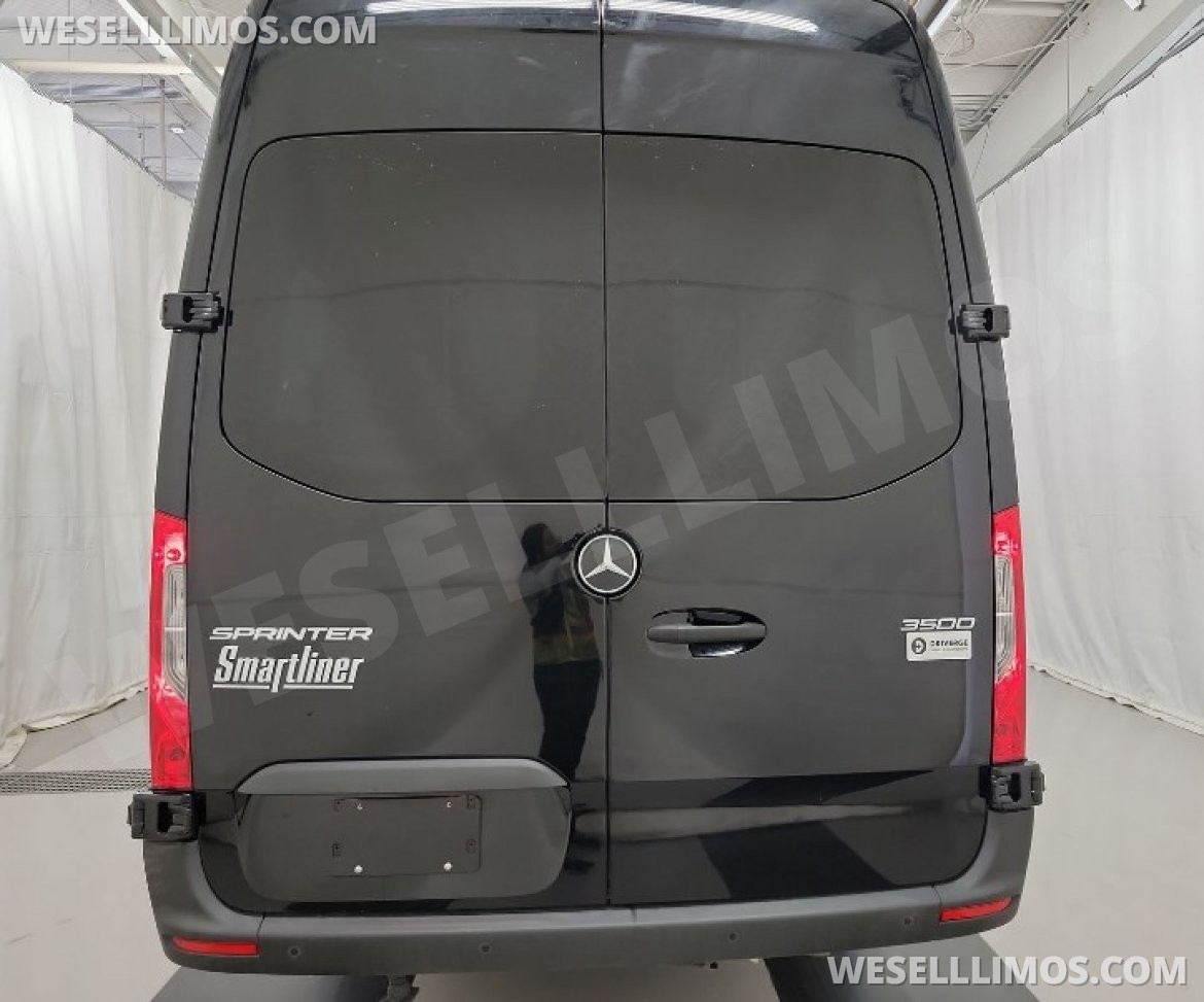 Photo of Executive Shuttle for sale: 2021 Mercedes-Benz SMARTLINER