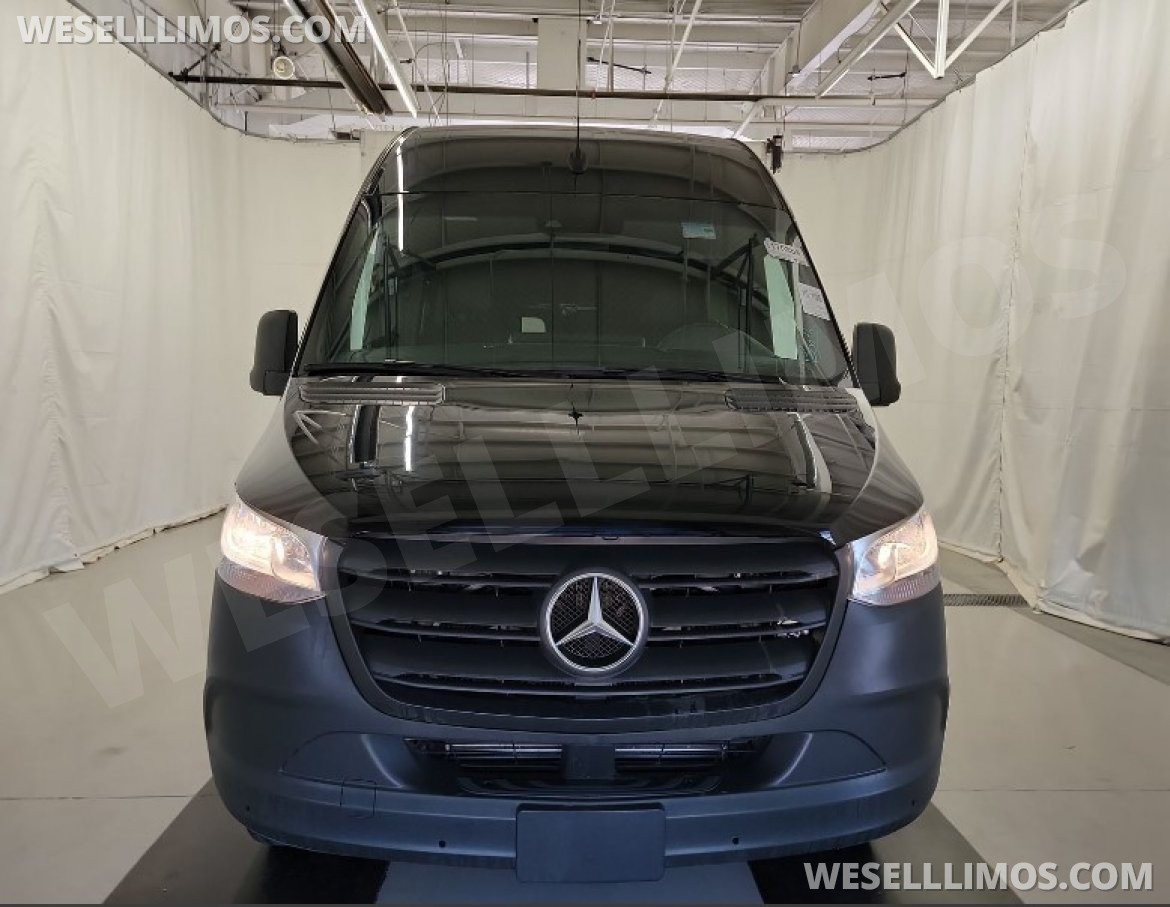 Photo of Executive Shuttle for sale: 2021 Mercedes-Benz SMARTLINER