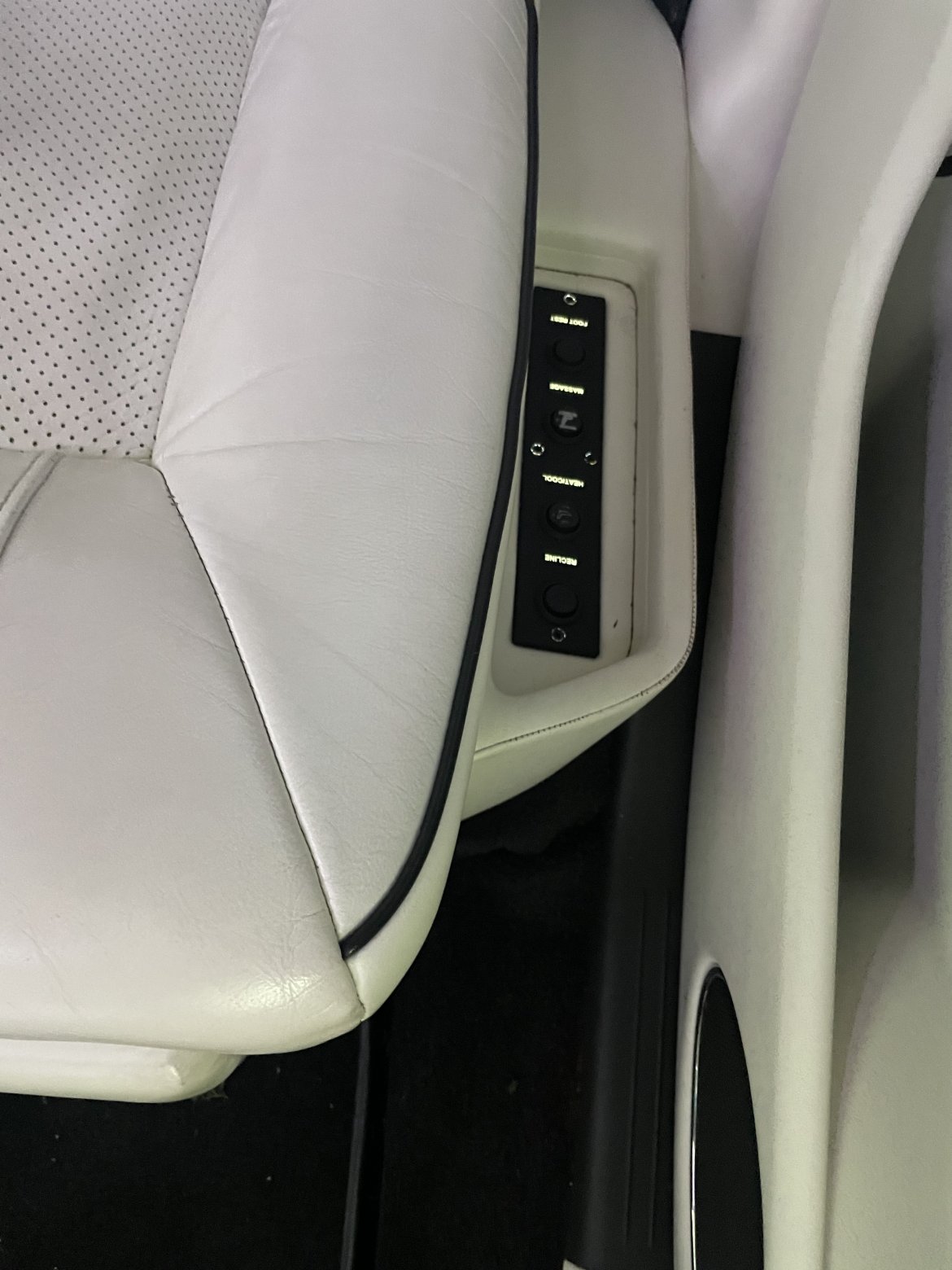 Limousine for Sale in Tampa, FL - Photo 9
