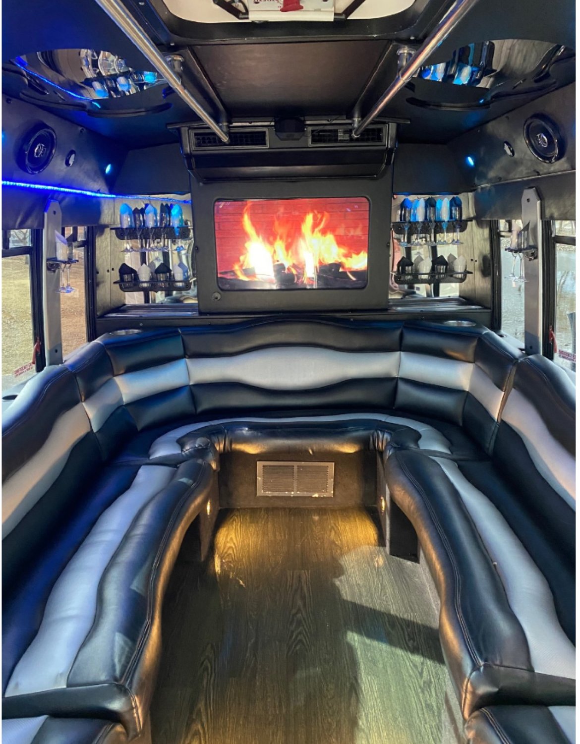 Limo Bus for sale: 2000 Ford E350