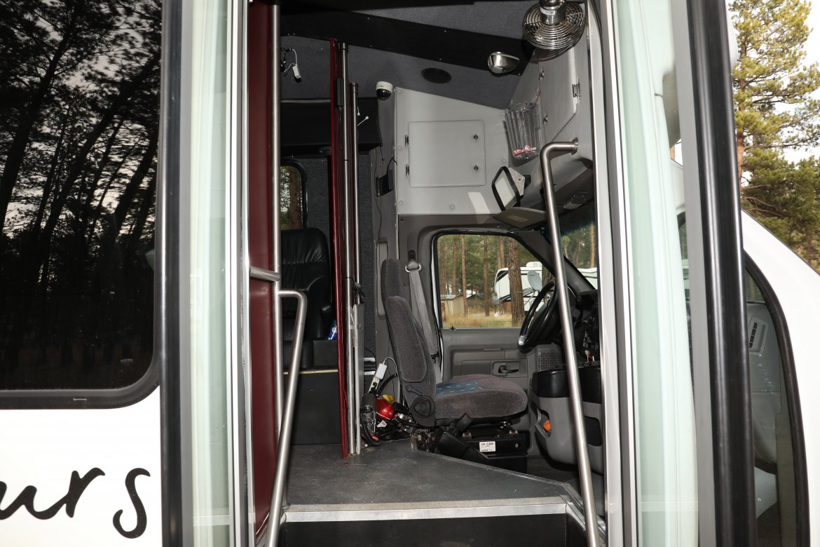 Limo Bus for Sale in Sturgis, SD - Photo 5