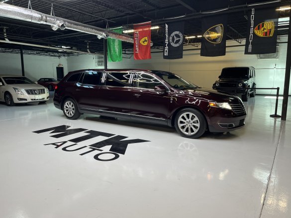 2018 Lincoln MKT Limousine for Sale in Richmond, VA - Photo 3