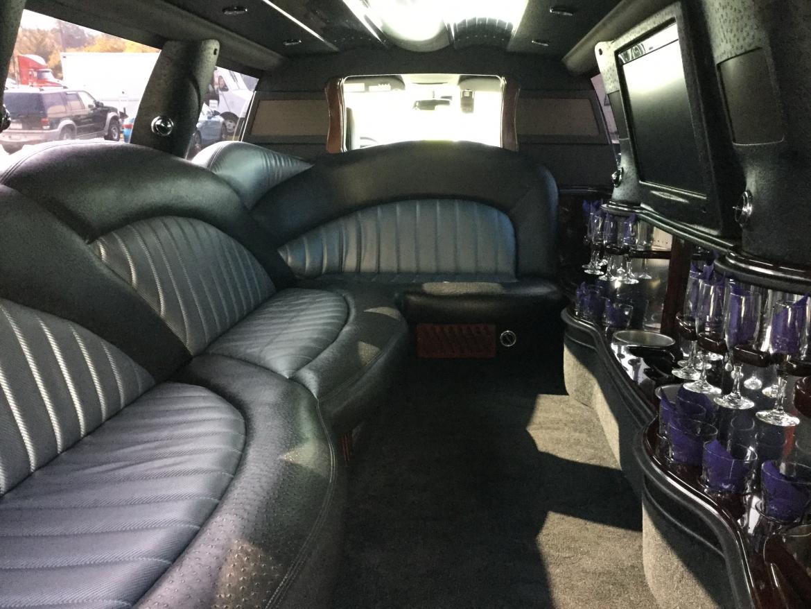 Photo of Limousine for sale: 2011 Lincoln Navigator
