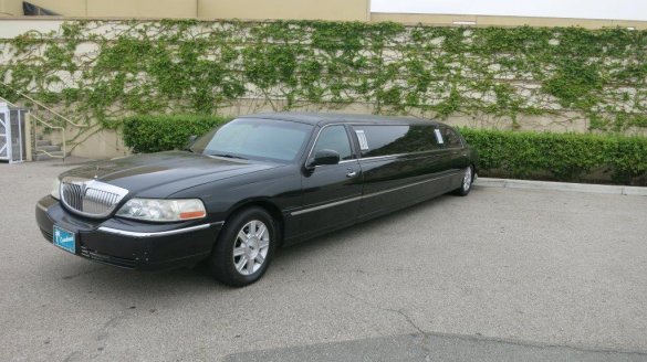 2008 Lincoln Town Car Limousine for Sale in Carson, CA - Main Photo