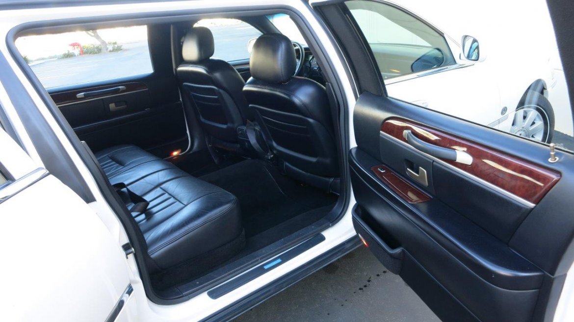 Photo of Limousine for sale: 2004 Lincoln Town Car by LCW
