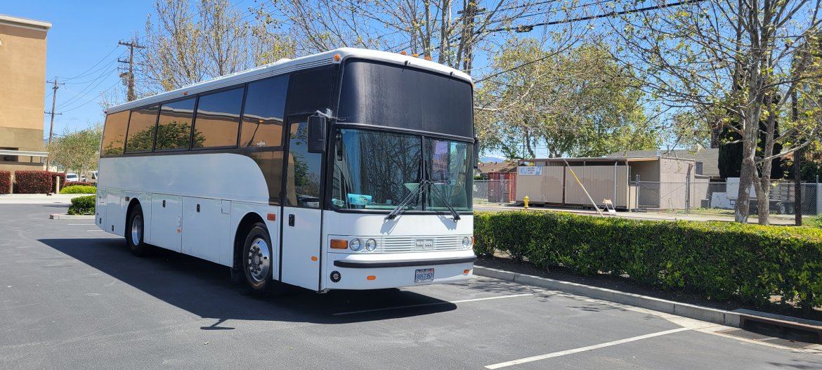 Limo Bus for Sale in San Jose, CA - Photo 6