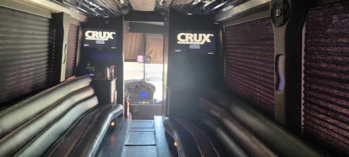 Limo Bus for Sale in San Jose, CA - Photo 14