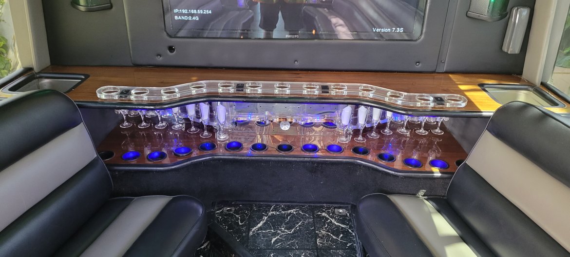 Limo Bus for Sale in San Jose, CA - Photo 19
