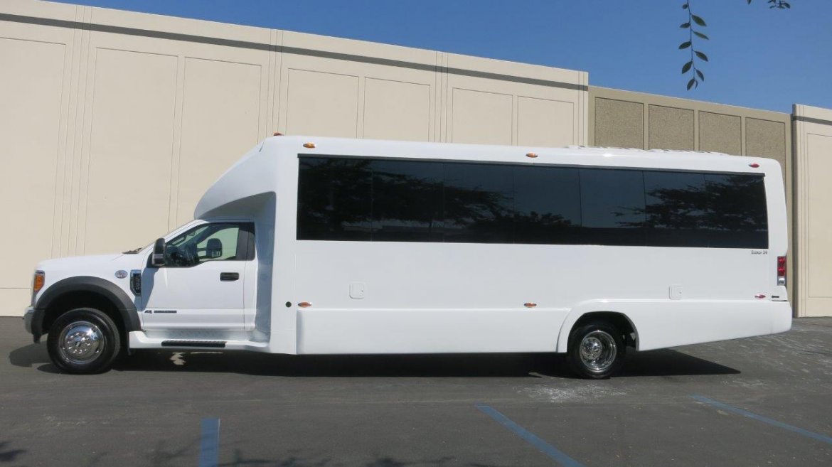 Photo of Limo Bus for sale: 2017 Ford XL F-550 34&quot; by Executive Coach Builders