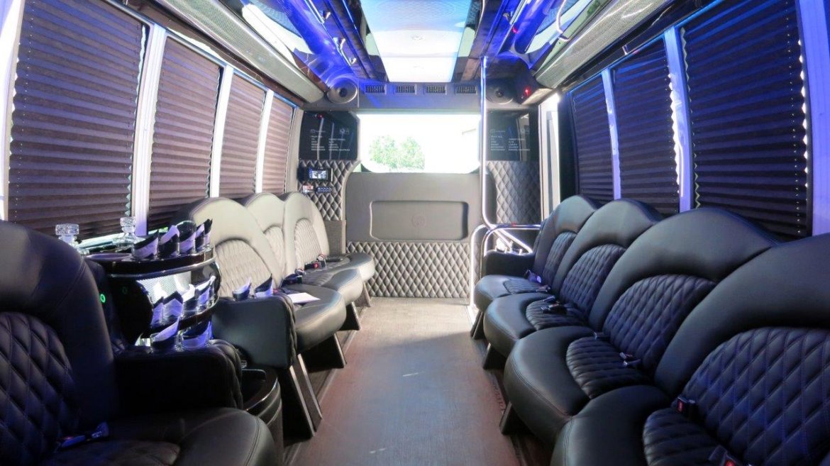 Photo of Limo Bus for sale: 2017 Ford XL F-550 34&quot; by Executive Coach Builders