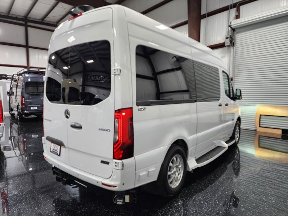 2023 Mercedes-Benz Luxe D4 144 Sprinter for Sale in Cypress, TX - Photo 3