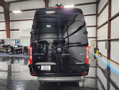 2019 Mercedes-Benz Sprinter 3500 Business Class w/ Bench Sprinter for Sale in Cypress, Texas, US - Photo 4