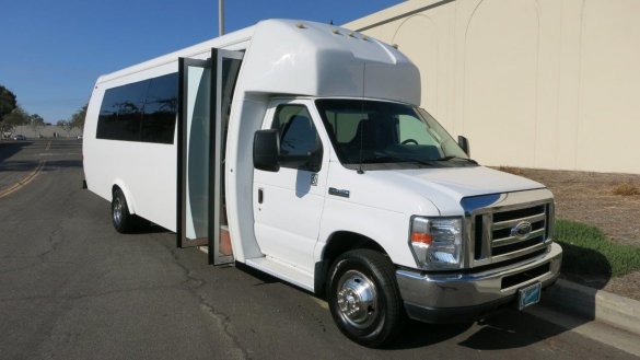2013 Ford E-450 Shuttle Bus for Sale in Carson, CA - Main Photo