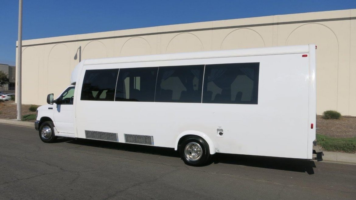 Photo of Shuttle Bus for sale: 2013 Ford E-450 by Ameritrans