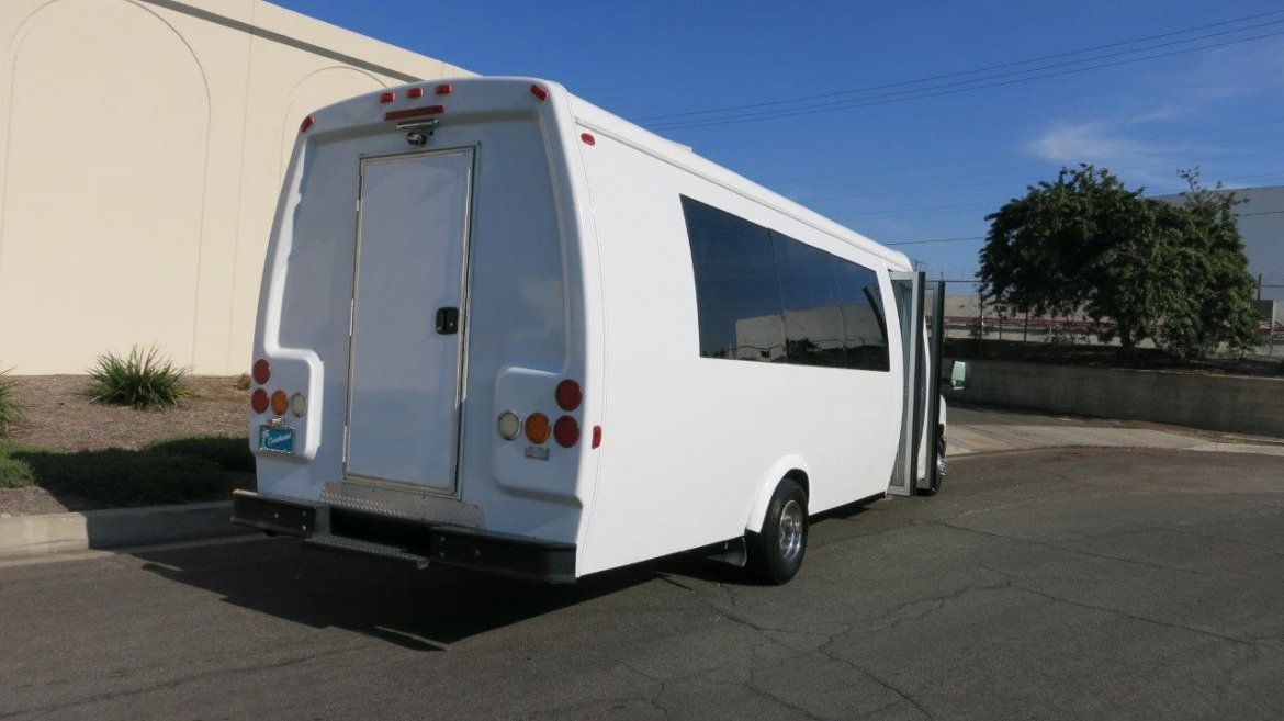 Photo of Shuttle Bus for sale: 2013 Ford E-450 by Ameritrans