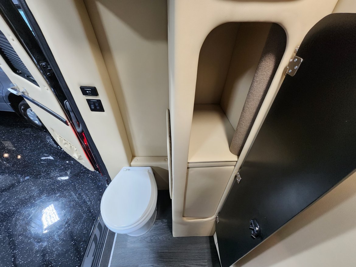 Sprinter for Sale in Cypress, TX - Photo 9