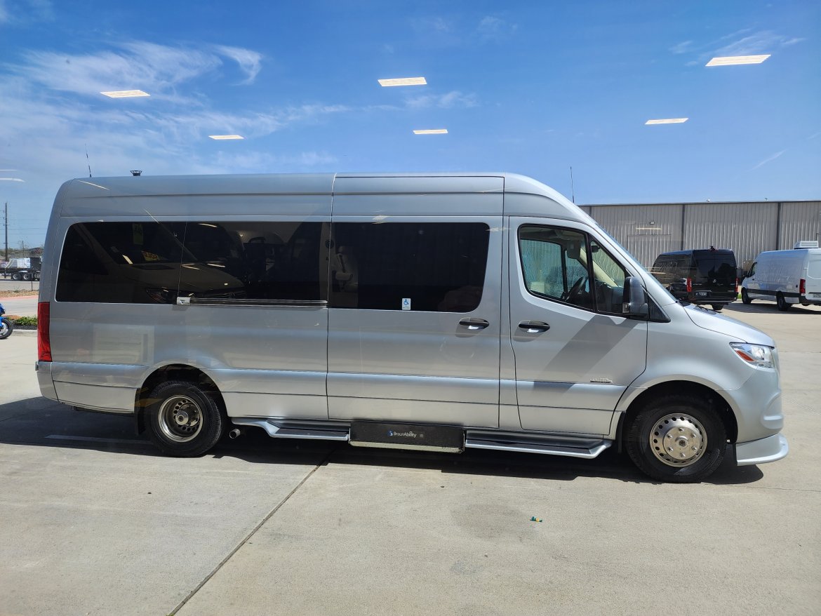 Sprinter for Sale in Cypress, TX - Photo 2