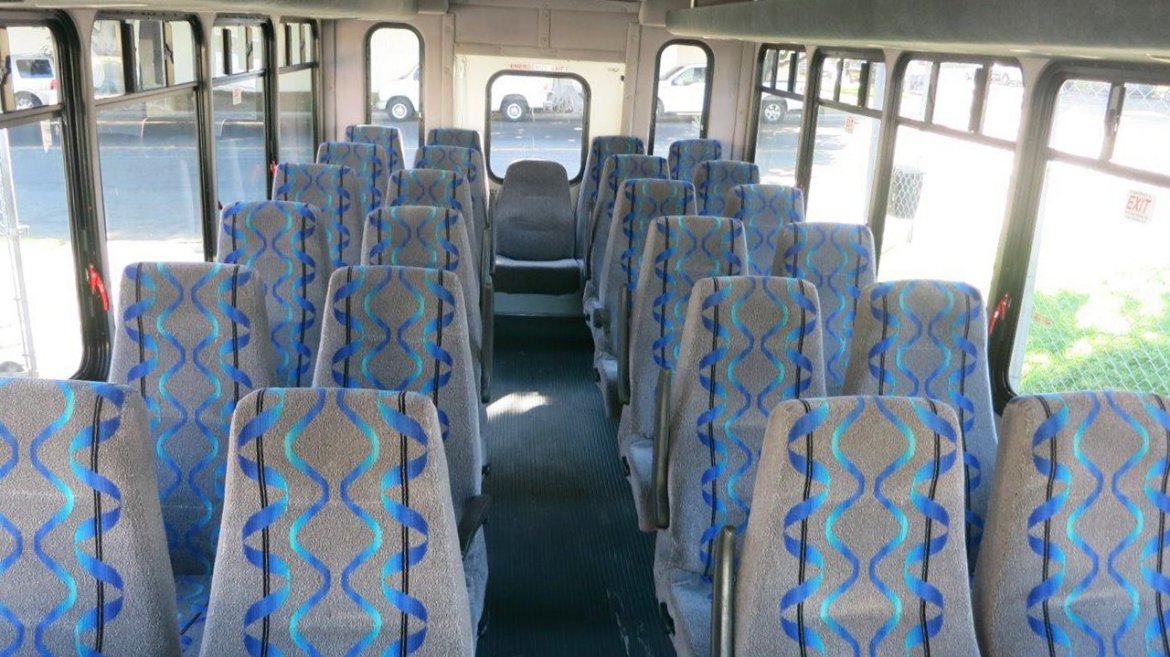 Photo of Shuttle Bus for sale: 2010 Ford E-450 by Starcraft