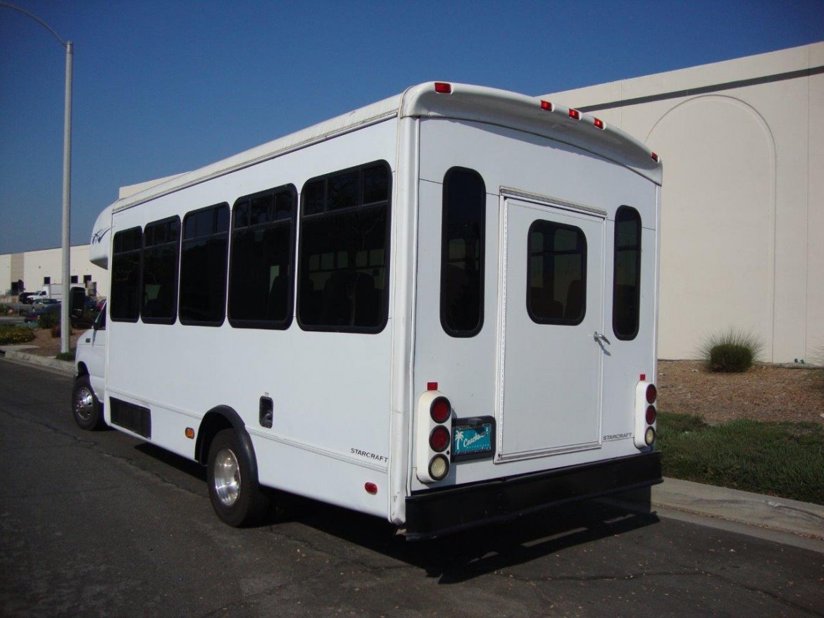 Photo of Shuttle Bus for sale: 2010 Ford E-450 by Starcraft