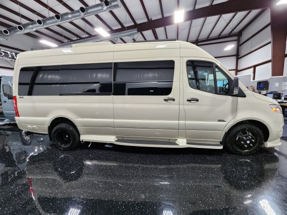 2023 Mercedes-Benz Sprinter 3500XD Luxe D6 Sprinter for Sale in Houston, TX - Photo 2