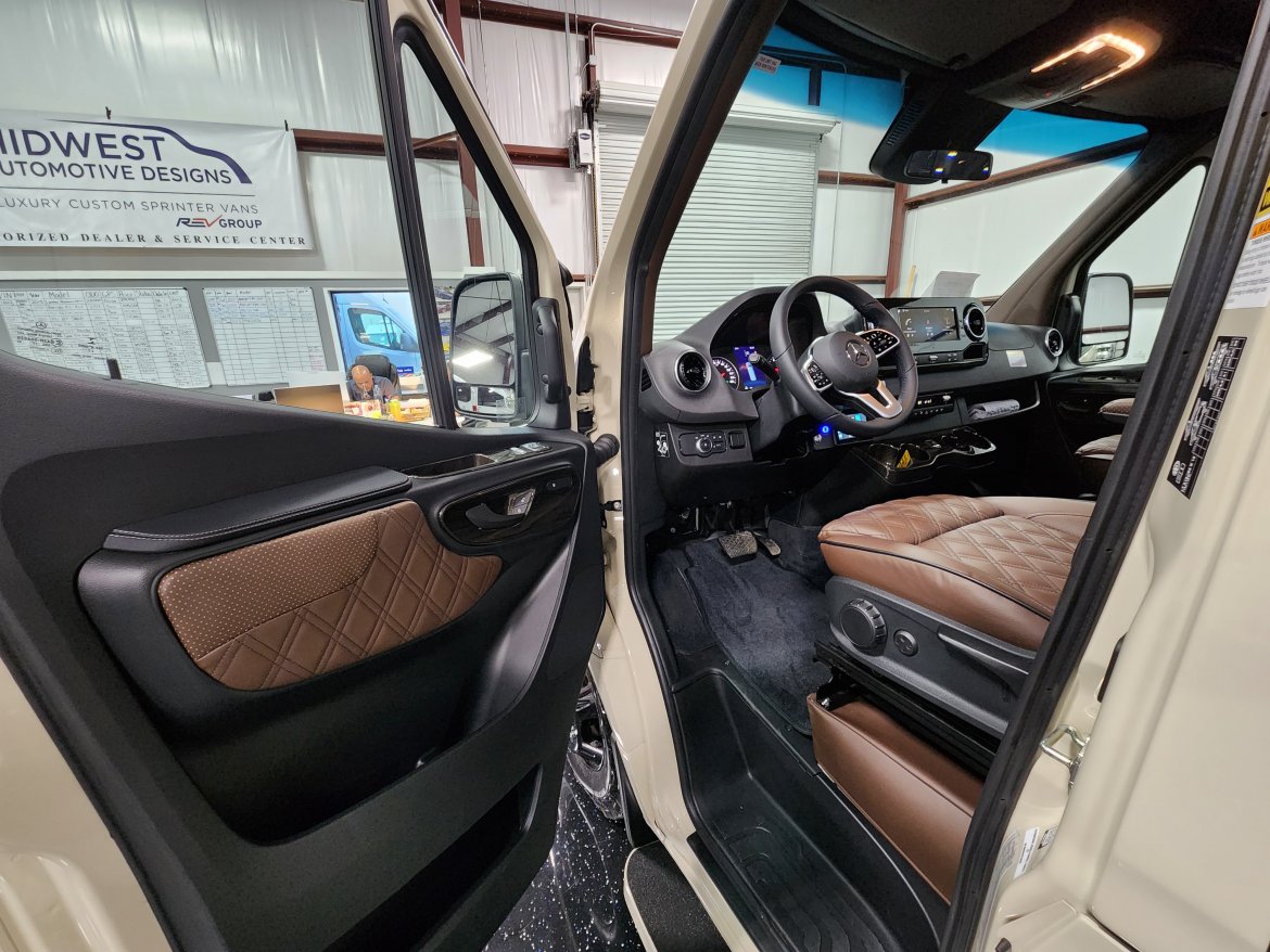 Sprinter for Sale in Houston, TX - Photo 18
