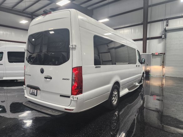 2019 Mercedes-Benz Sprinter 3500 SS Business Class Bench Sprinter for Sale in Houston, TX - Photo 3