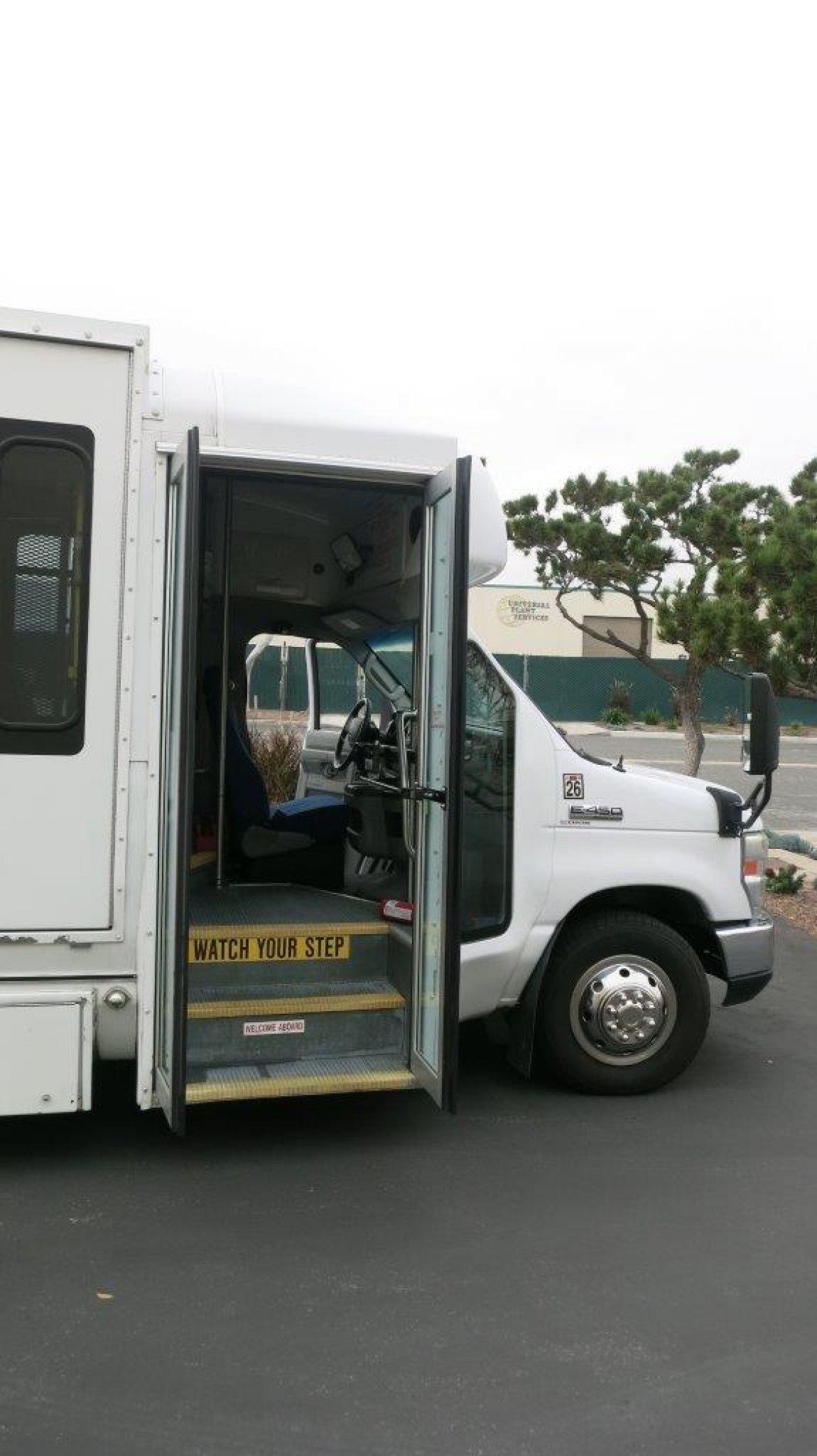 Photo of Shuttle Bus for sale: 2009 Ford E-450 by El Dorado
