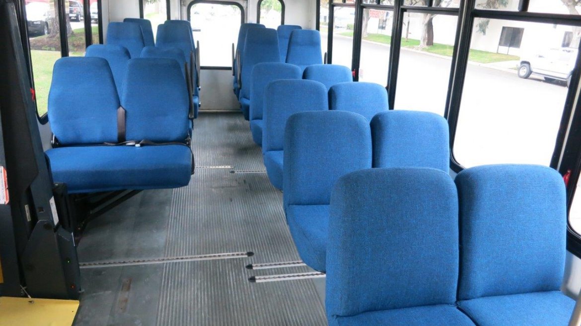 Photo of Shuttle Bus for sale: 2009 Ford E-450 by El Dorado