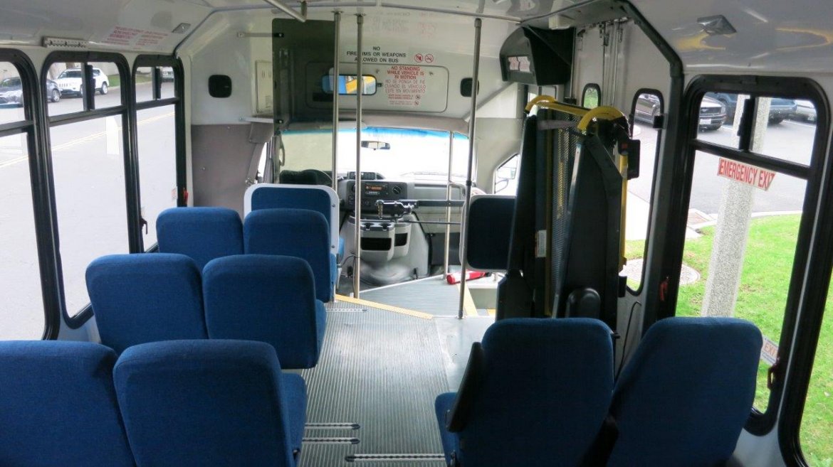 Photo of Shuttle Bus for sale: 2009 Ford E-450 by El Dorado