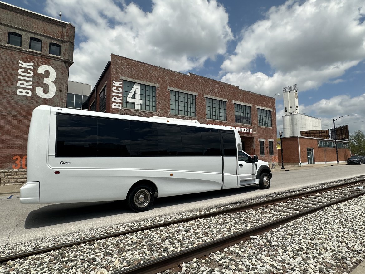 Shuttle Bus for Sale in Springfield, MO - Photo 4