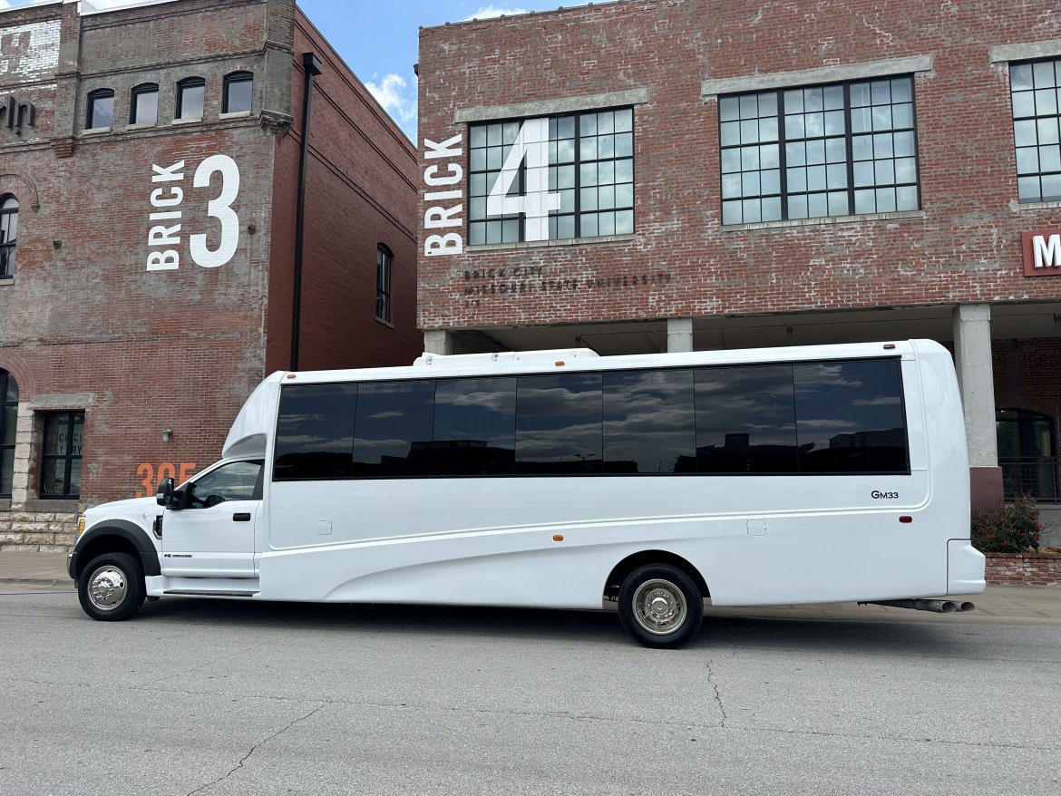 Shuttle Bus for Sale in Springfield, MO - Photo 9