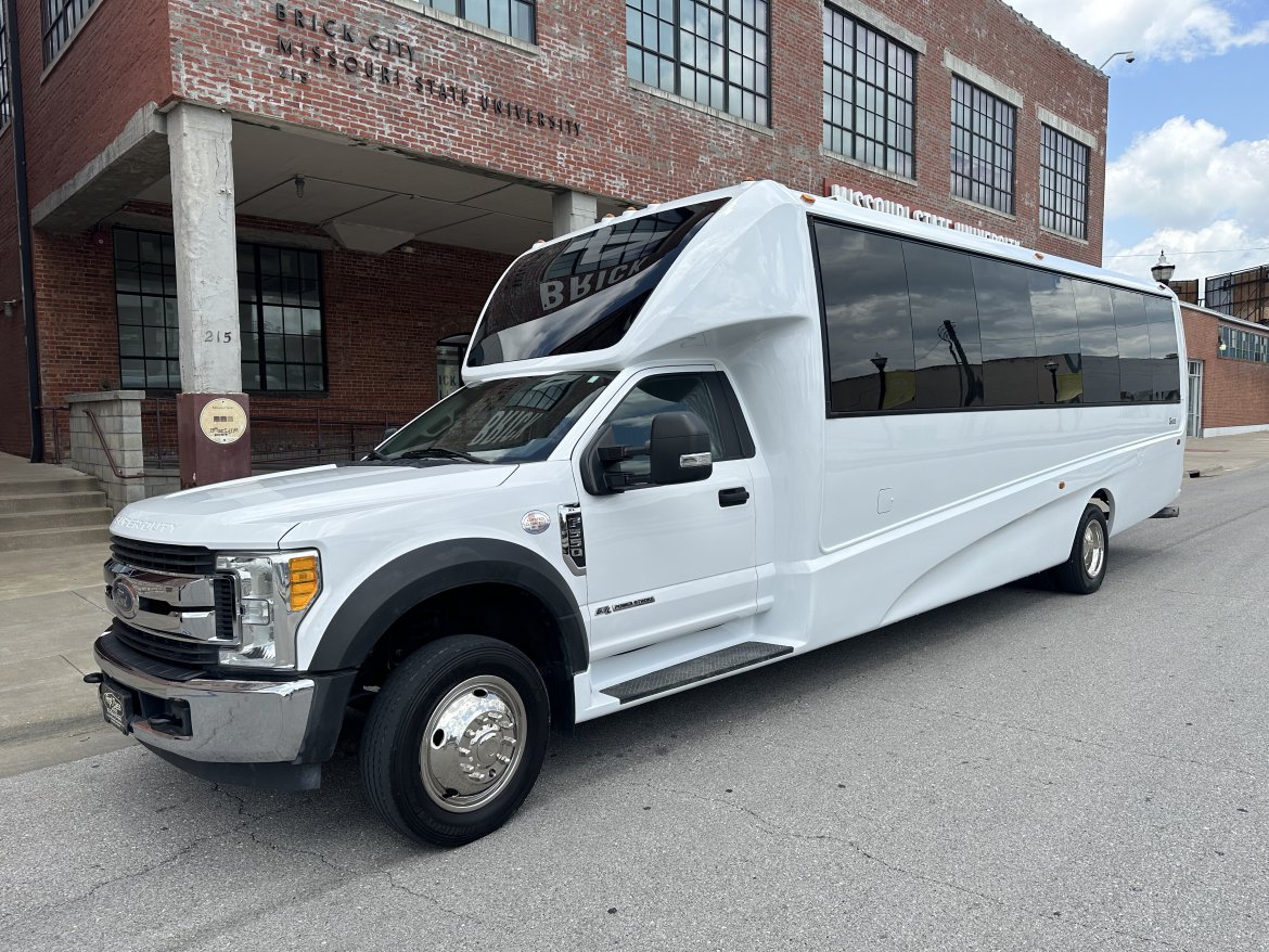 Shuttle Bus for Sale in Springfield, MO - Photo 11