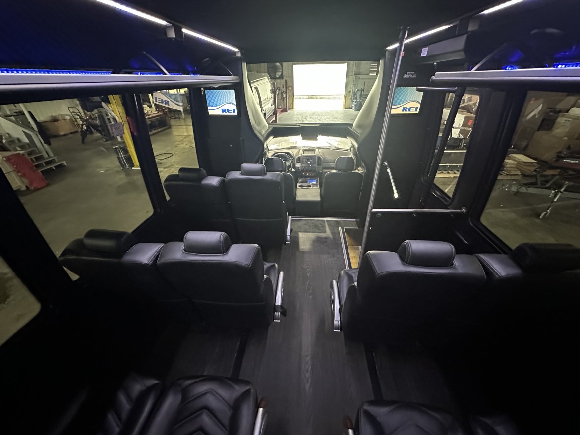 Shuttle Bus for Sale in Springfield, MO - Photo 26