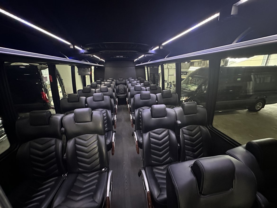Shuttle Bus for Sale in Springfield, MO - Photo 28