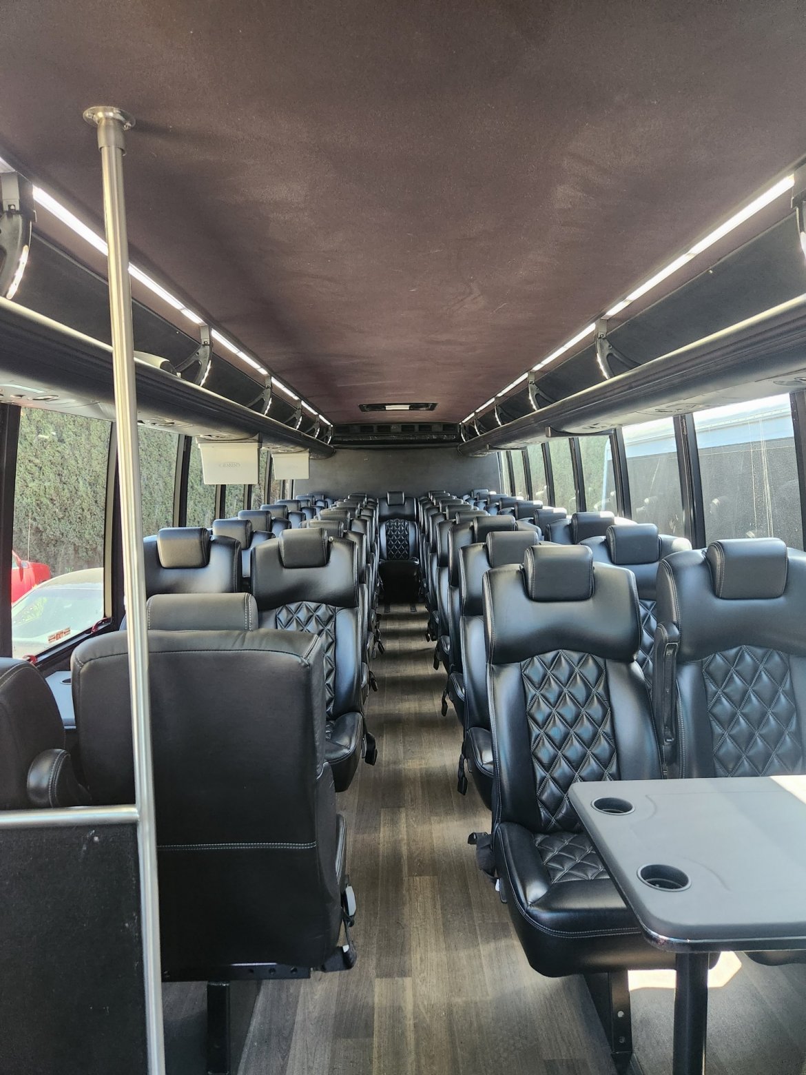 2015 Grech Motors  Ford F650 Shuttle Bus - Photo 2