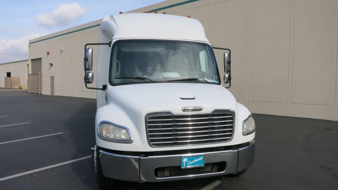 Photo of Shuttle Bus for sale: 2009 Freightliner M2 by Federal Coach