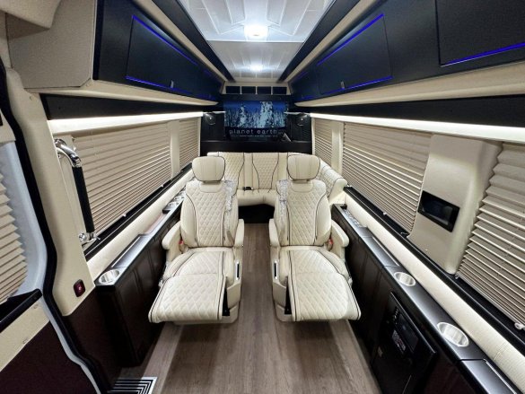 2022 Mercedes-Benz 3500 Sprinter Diplomat Sprinter for Sale in Carson, CA - Photo 2